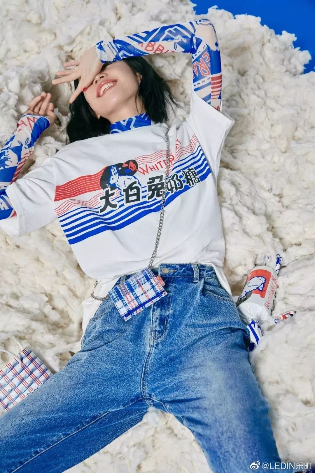 旺旺和大白兔的频繁跨界,是卖产品还是卖情怀? 旺旺和大白兔的频繁跨界,是卖产品还是卖情怀?