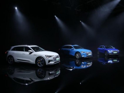 豪华品牌新能源汽车奔驰eqc和奥迪e-tron一汽-大众奥迪发布电气化战略，豪华汽车掀起新能源之战