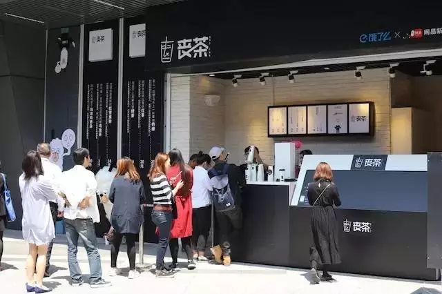 高德地图上线李佳琦导航语音，段子和创意就在一念之间