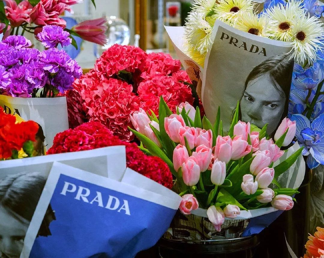 把玫瑰花卖出天价,野兽派到底有何窍门? 把玫瑰花卖出天价,野兽派到底有何窍门?