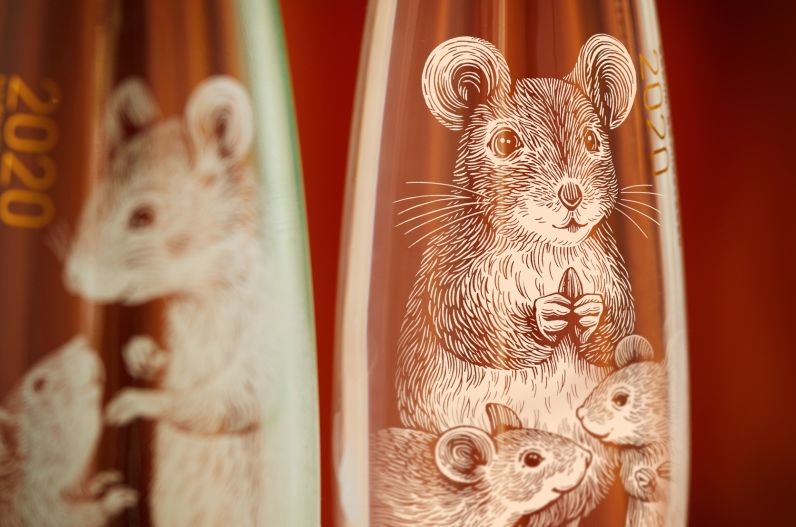 农夫山泉、麦当劳、星巴克“只送不卖”背后的营销逻辑是什么？