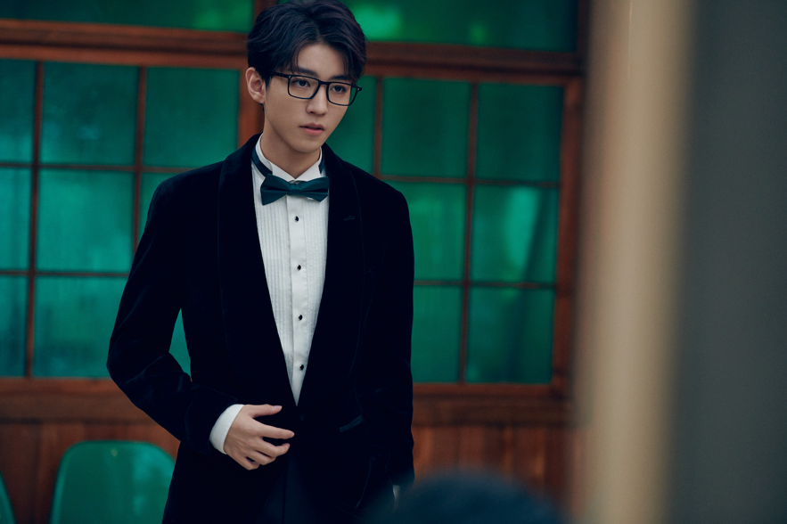 特工凯的秘密任务文件——推文将在2分51秒后自动销毁