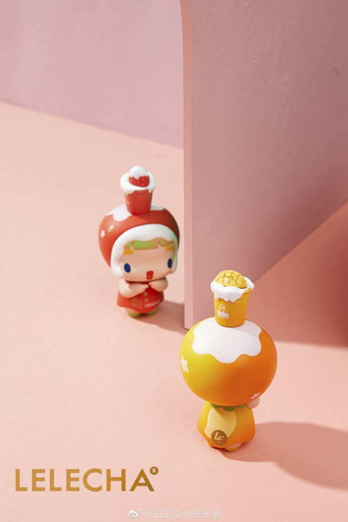 乐乐茶推出萌系盲盒，你见过顶着麻辣龙虾包的公仔嘛？