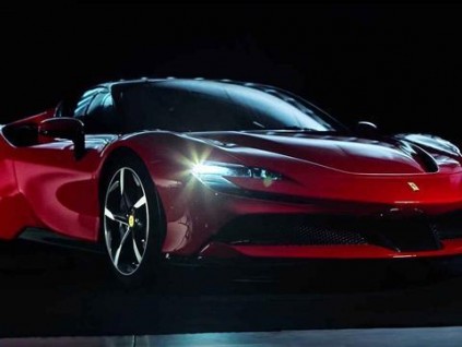 在2025年后法拉利推出第一款纯电动超跑，法拉利未来新能源发展方向