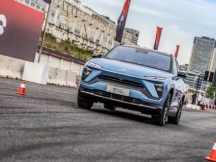 蔚来计划明年布局超300座换电站 截至9月已有换电站数量155座